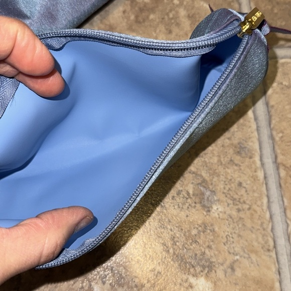 ESTEE LAUDER Makeup/Cosmetic/Skincare Assorted Zipper Bags Bundle Set of 2 - Picture 8 of 8